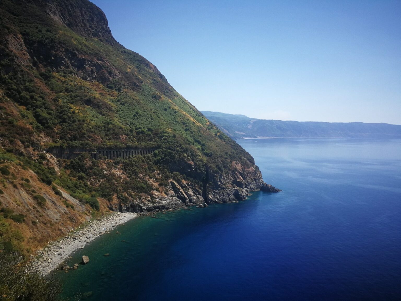 Le Strade del Vino in Calabria - un viaggio tra gusto, storia e bellezza Costa Viola e Reggio Calabria vigne sospese tra cielo e mare1